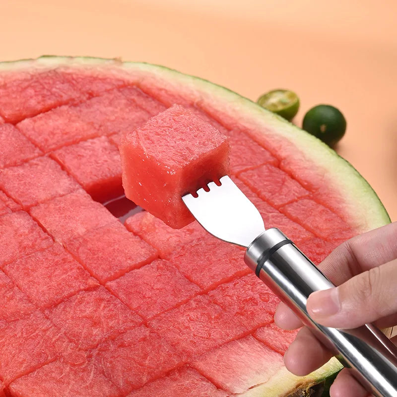 2 in 1 melon cutter & fork